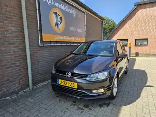 Volkswagen Polo 1.2 TSI Highline (bj 2015)