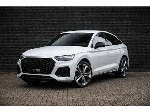 Audi Q5 Sportback 55 TFSI e S edition Competition Ruitleder|21Inch|Sfeer|B&O