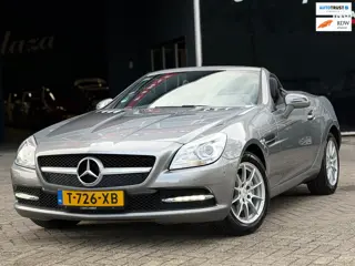 Mercedes-Benz SLK-klasse 200 CarbonLOOK Edition AUTOMAAT NEK-STOELVERW./PANO/LEDER/PDC/NAVI | NETTE 