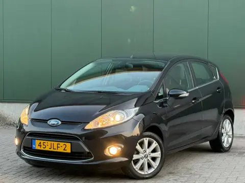 Zeer Nette Ford Fiesta 1.4 Ghia | AUTOMAAT | Unieke KM | NAP