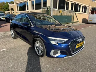 Audi A3 Sportback 35 TFSI Business edition Panoramadak