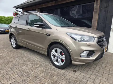 Ford Kuga 1.5 EcoBoost ST-Line