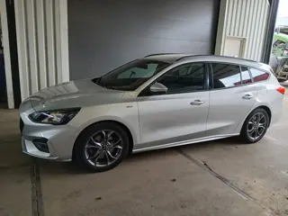 Ford Focus DEH (bj 2021)