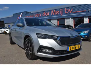 Škoda Octavia Combi 1.4 TSI iV PHEV Business Edition , VIRTUAL COCKPIT , LED KOPL , A UITRIJ CAM , L