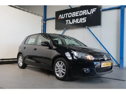 Volkswagen Golf 1.6 TDI Highline BlueMotion Automaat