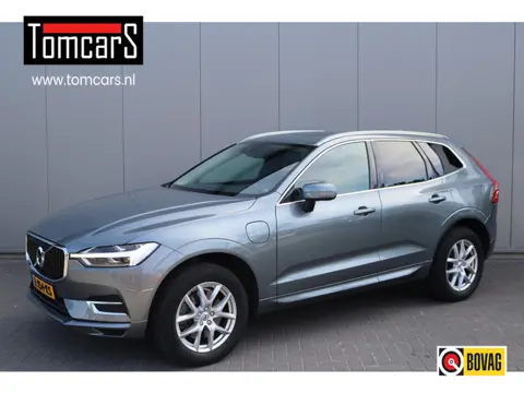 Volvo XC60 2.0 T8 Twin Engine AWD Momentum Pro Open-dak/Trekhaak/Camera/Leder/Carplay-android