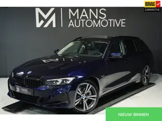 BMW 3-serie Touring 320e / PANODAK / KEYLESS / CAMERA / CARPLAY / ELEK TREKHAAK / STOELVERW