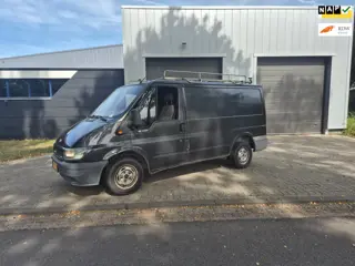 Ford Transit 260S 2.0TDdi SHD 4-2006 KORT LAAG MOTOR GOED
