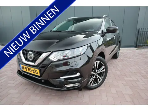 Nissan QASHQAI 1.3 DIG-T N-Connecta Panoramadak Stoelverwarming Camera Navigatie  Etc. Etc.