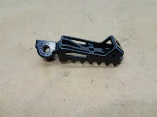 VOETSTEUN LINKS Moto Guzzi Stelvio 2007 - 2010 / 2011 - 2016