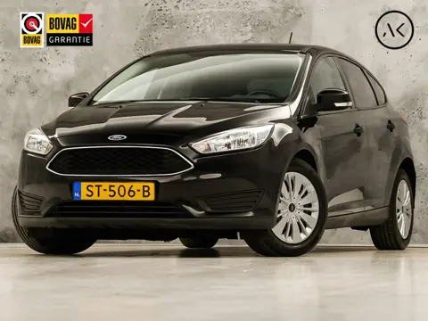 Ford Focus 1.0 Sport (APPLE CARPLAY, GETINT GLAS, SPORTSTOELEN, ELEK RAMEN, NIEUWE APK, NIEUWSTAAT)