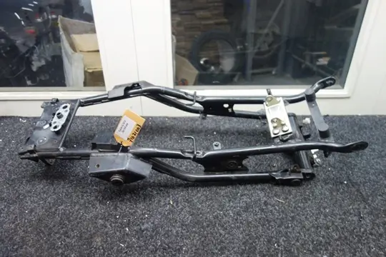 ACHTER SUBFRAME Suzuki GSR 600 2006 - 2009