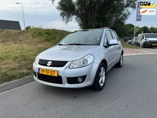 Suzuki SX4 1.6 Exclusive