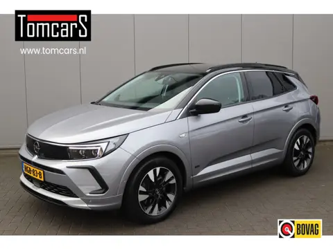 Opel Grandland X 1.6T. Plug in Hybrid/PHEV 4x4 300PK Elegance Leder-pack/Elegance-pack