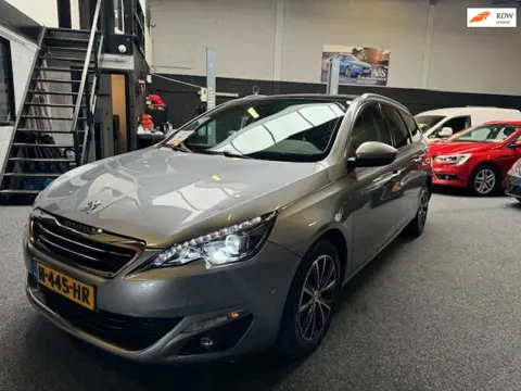 Peugeot 308 1.6 BlueHDi Blue Lease Premium/Pano