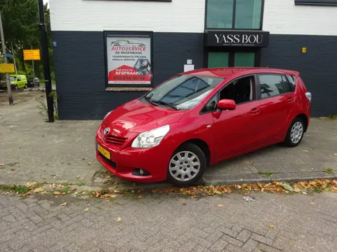 Toyota Verso 1.6 VVT-i Comfort