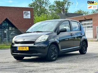 Daihatsu Sirion 2 1.3-16V Prestige Airco*NAP*Dealer onderhouden*10-07-2027 APK*2e eigenaar*