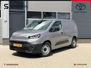 Toyota PROACE CITY Long Electric Navigator met stoel 50kWh L2