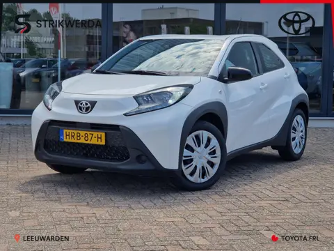 Toyota Aygo X 1.0 VVT-i MT Play
