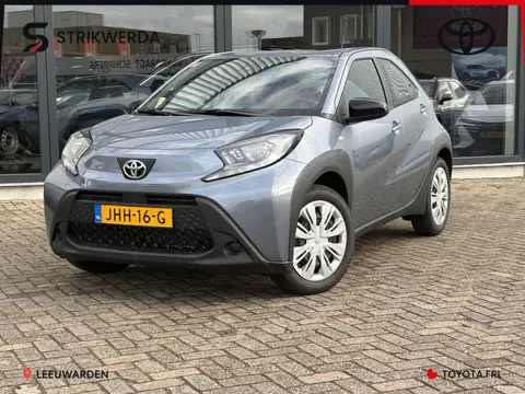 Toyota Aygo X 1.0 VVT-i MT Play