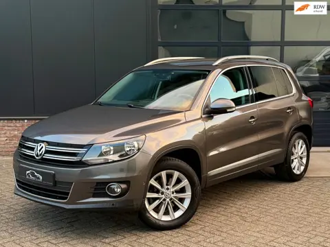 Volkswagen Tiguan 1.4 TSI Sport&Style Trekhaak/PDC/Clima/Nette staat