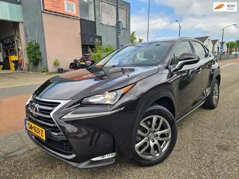 Lexus NX 300h Business Line Pro GARANTIE