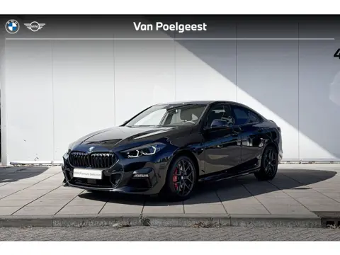 BMW 2 Serie Gran Coupé 218i M-Sport Pro 18 Inch / Getinte Ramen / Shadow Line / Stoelverwarming / Hi