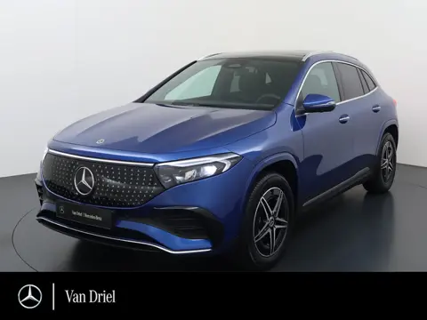 Mercedes-Benz EQA 250+ AMG Line 71 kWh | Pano Trekhaak Burmester HUD Memory