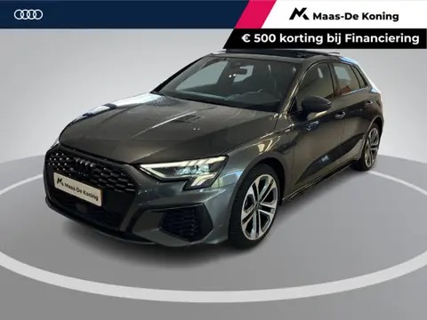 Audi A3 Sportback 40 TFSIe 150kW/204PK S Line · Panoramadak · Stoelverwarming · Apple/Android Car Pl