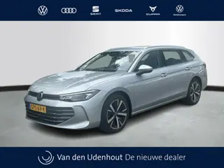 Volkswagen Passat Variant 1.5 eTSI 150pk Business Navigatie Trekhaak