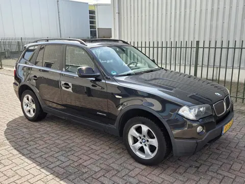 BMW X3 2.0i High Executive XDrive Handel/Export