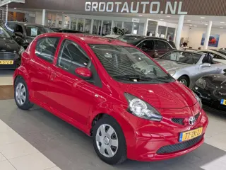 Toyota Aygo 1.0-12V + Airco, Stuurbekrachtiging (bj 2008)