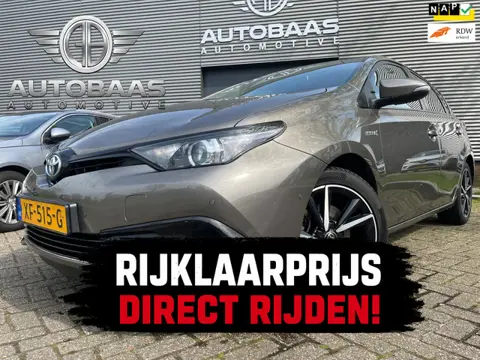 Toyota Auris 1.8 Hybrid Dynamic AUTOMAAT+NLAUTO+NAP+TREKHAAK+NAVIGATIE+CAMERA+STOELVERWARMING+CLIMAT