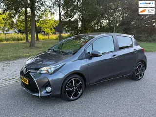 Toyota Yaris 1.5 Hybrid Dynamic, achteruitrijcamera, navigatie, climaat controle