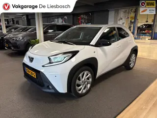 Toyota Aygo X 1.0 VVT-i MT Play /clima/stoelverw / camera/cruisec /pdc/apple/boeken