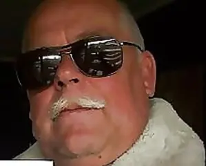 nette man 61jr ontmoet graag ondeugende meid die op mijn mond/gezicht wil zitten voor b.effen