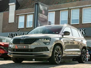 Škoda Karoq 1.5 TSI ACT Sportline Business ORG NL 19 INCH CAMERA CANTON AUDIO STOELVERW SPORTSTOELEN