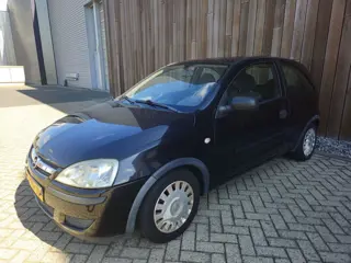 Opel Corsa 1.2-16V Rhythm