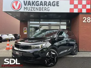 Opel Grandland 1.6 Turbo Plug-In Hybrid GSe // NAVI // ELEK. ACHTERKLEP // CAMERA // ADAPTIVE CRUISE