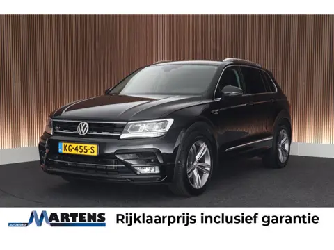 Volkswagen Tiguan 2.0 TSI 180pk DSG 4Motion R-Line Highline Trekhaak Keyless Virtual Cockpit Navigat