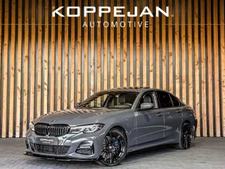BMW 3-serie 330e 292PK M-Sport Plus | LASER | PANO | HEAD-UP | STOELVERWARMING | KEYLESS | LEDER |