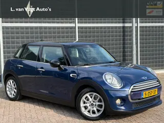 Mini 5-Deurs 1.5 Cooper Business | 12 maanden Garantie |