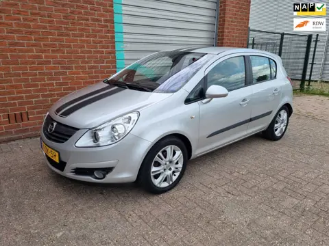 Opel Corsa 1.4-16V Cosmo 5-Drs Airco! Bj:2008 NAP!