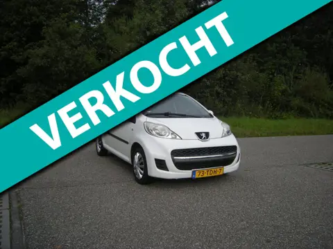 Peugeot 107 1.0-12V XS . 5 Drs . Airco . Toeren teller . Elec ramen . enz