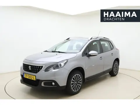 Peugeot 2008 1.2 PureTech Blue Lion | 110PK | AUTOMAAT | Lage KM-stand | Trekhaak | Navigatie | Appl