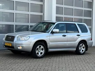 SUBARU FORESTER 2.0 Luxury Pack 158PK AWD AUT. Clima Cruise Trekhaak NW APK!