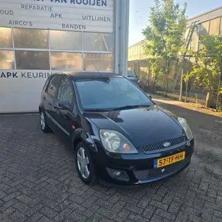 FORD FIESTA 1.3 Hatchback Futura 5 deurs 