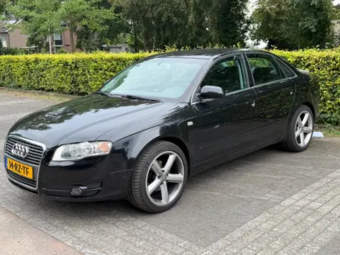 AUDI A4 2.0 PRO LINE Export