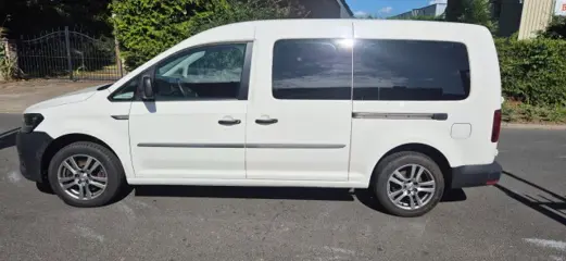VOLKSWAGEN CADDY 2.0 TDI L2H1 BMT Maxi Highline dubbele schuifdeur/cruis control/lichtmetaal