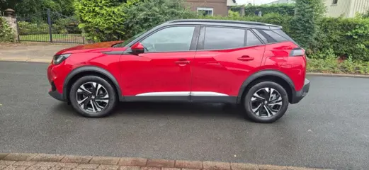 PEUGEOT 2008 1.2 Pure Tech Bleu Lease Allure/Apple Carplay Android/cruise/ECC/camera/stoelverw.